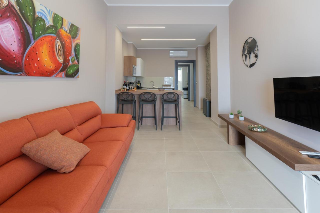 Iitana Luxury Apartment - Fronte Mare Con Vasca Idromassaggio CTA Exteriör bild